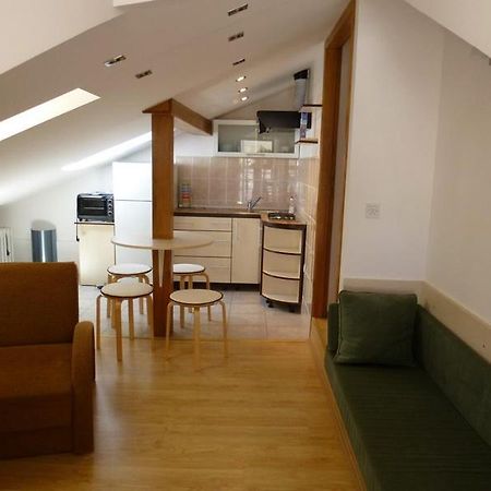 Apartment Marija Tisno Eksteriør bilde
