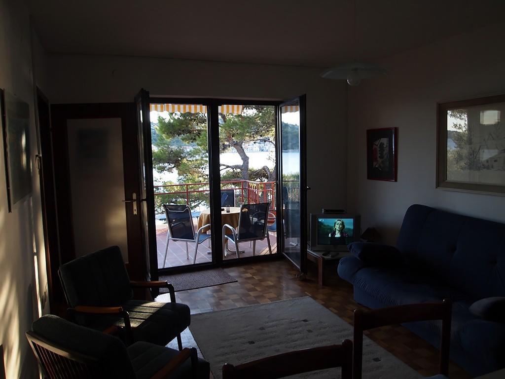 Apartment Marija Tisno Rom bilde