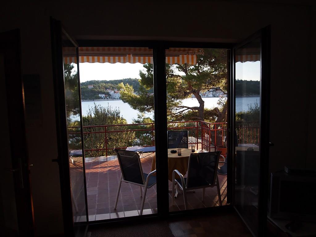 Apartment Marija Tisno Rom bilde